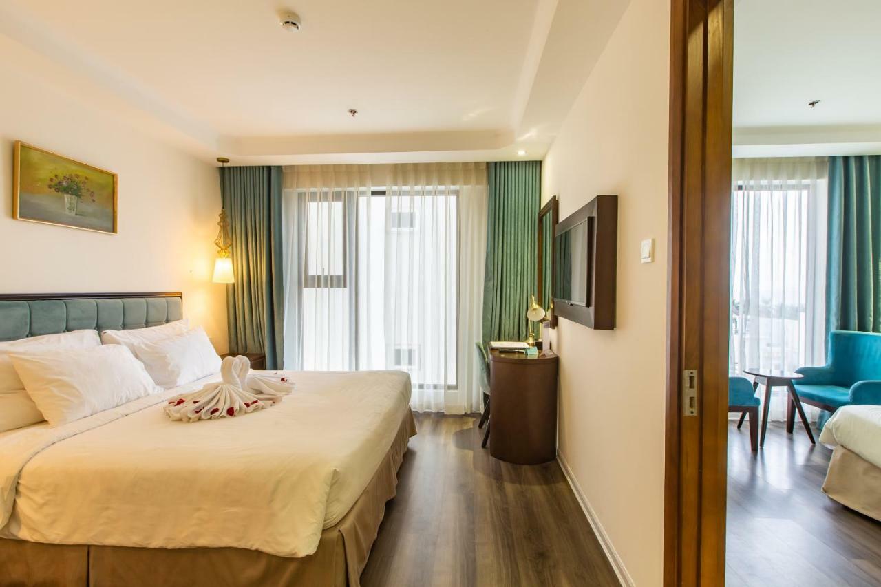 Adaline Hotel And Suite Дананг Екстер'єр фото