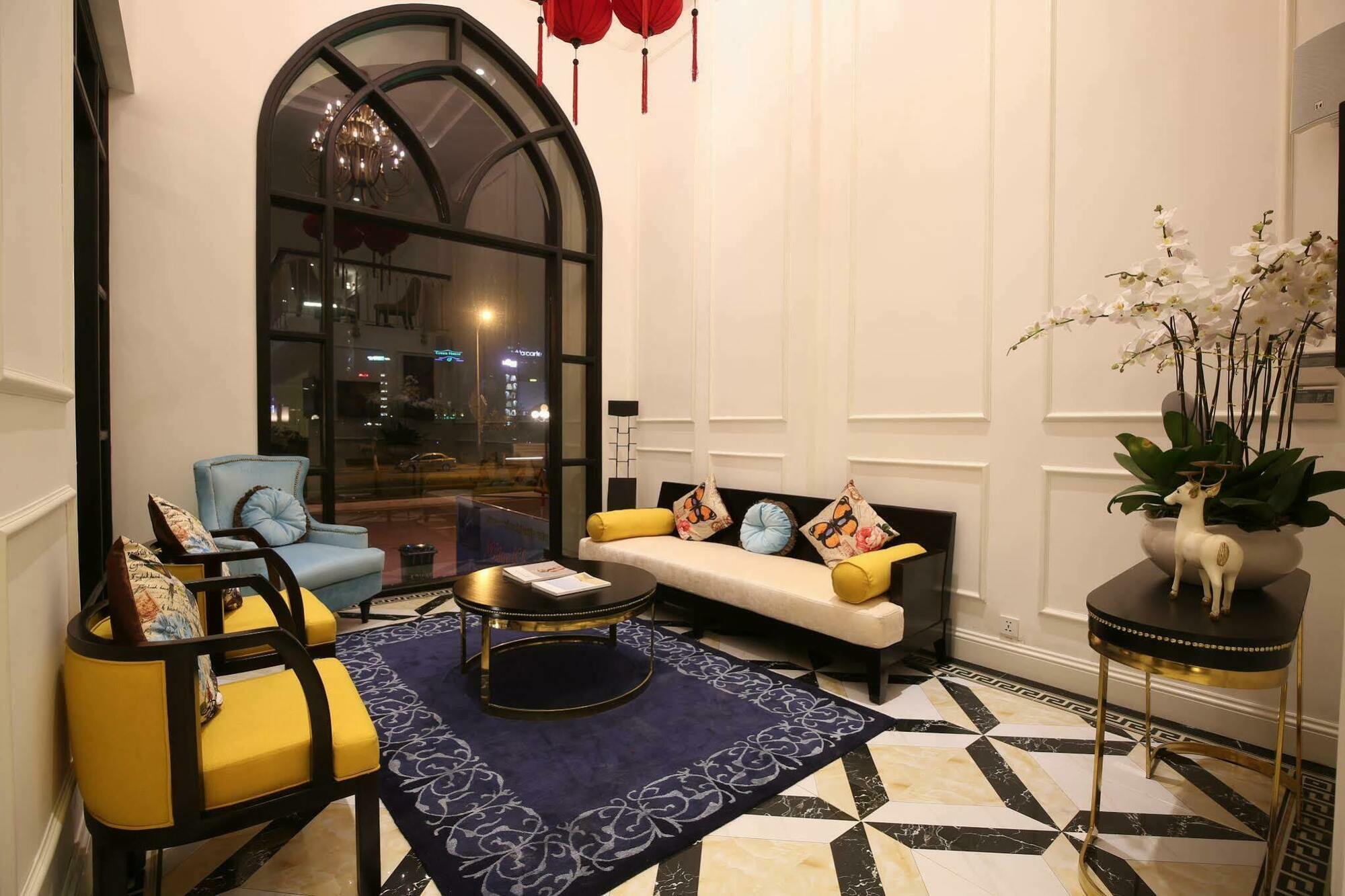 Adaline Hotel And Suite Дананг Екстер'єр фото