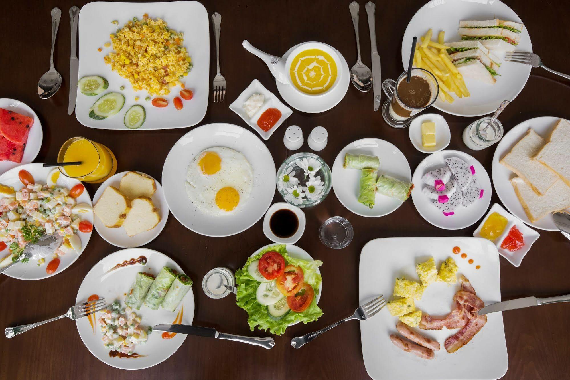 Adaline Hotel And Suite Дананг Екстер'єр фото