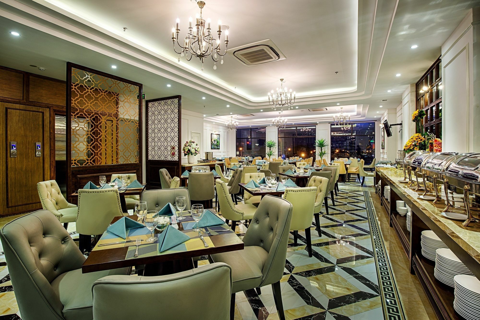 Adaline Hotel And Suite Дананг Екстер'єр фото